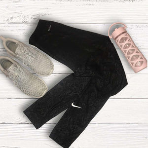 ⚡️⚡️PRICE DROP! Nike! Dri-Fit Leggings